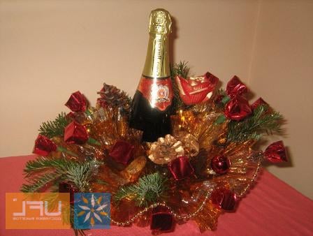 Bouquet New Year\'s champagne