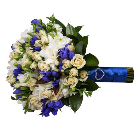 Blue bridal bouquet. gentiana bouquet, stylish bridal bouquet, unusual bridal bouquet