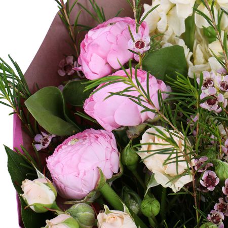 Order a superb bouquet with delivery to chosen city of the country or world. 