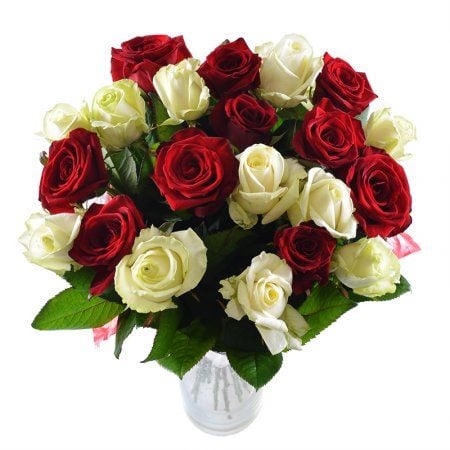 Bouquet White and red roses