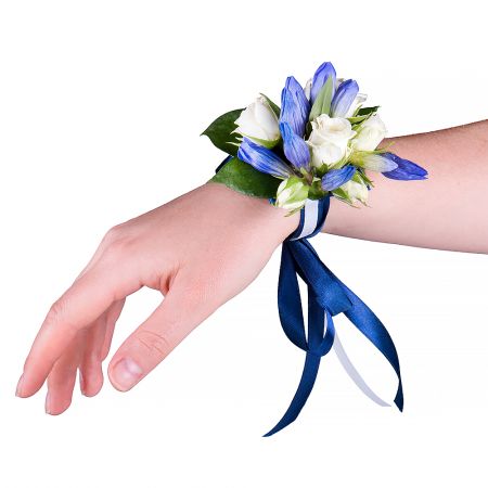 Bouquet Bracelet on his hand \"Gentian\"