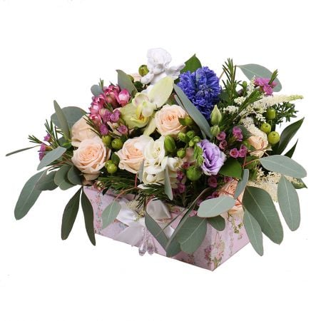 Tender bouquet, flowers in box, angelic flowers, bouquet with archids, box with orchid, gentle flowe