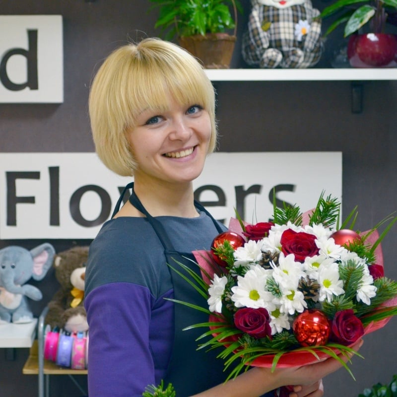 Christmas bouquet from florist Masha. Order and free delivery